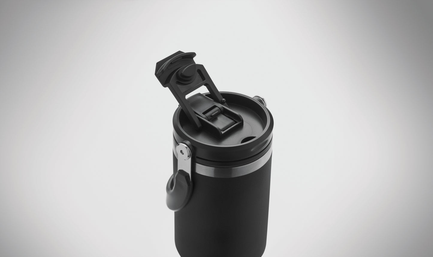 Doppelwandiger Trinkbecher aus recyceltem Edelstahl (90 % recycelter Edelstahl und 10 %