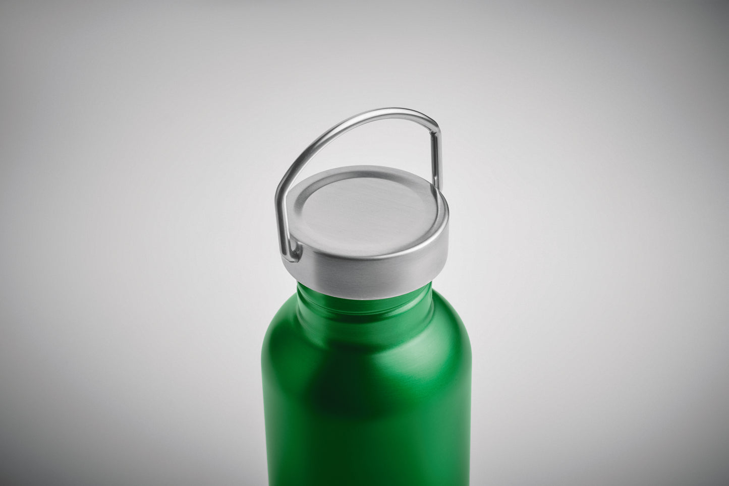 Einwandige Flasche aus recyceltem Edelstahl (90 % recycelter Edelstahl und 10 %