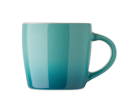 Becher aus Keramik mit Farbverlauf. Füllmenge: 300 ml.