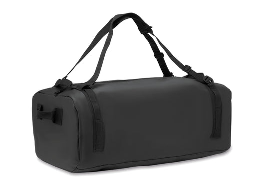 Große Sport- oder Reisetasche auch als Rucksack verwendbar. 50C-Plane. Innenfach mit Reißverschluss.