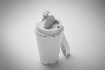 Doppelwandiger Becher mit Innenseite aus PP Außenseite aus recyceltem PP Details aus