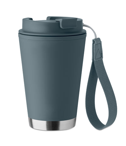 Doppelwandiger Becher mit Innenseite aus PP Außenseite aus recyceltem PP Details aus
