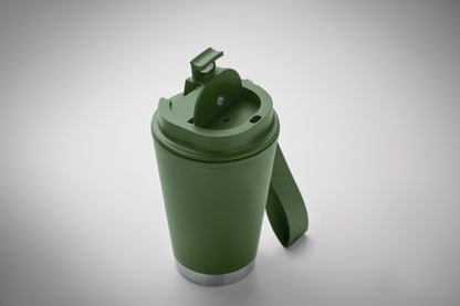 Doppelwandiger Becher mit Innenseite aus PP Außenseite aus recyceltem PP Details aus
