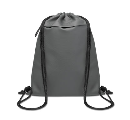Beutel mit Kordelzug aus PU-beschichtetem 600D RPET-Polyester und 190T RPET-Polyesterfutter. Fronttasche mit