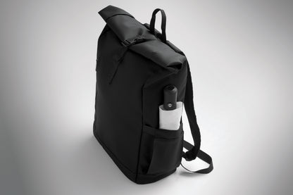 Rolltop-Rucksack aus PU-beschichtetem 600D RPET-Polyester und RPET-Polyesterfutter. 15'' Laptop-Fach. Gepolsterter Netzrücken mit