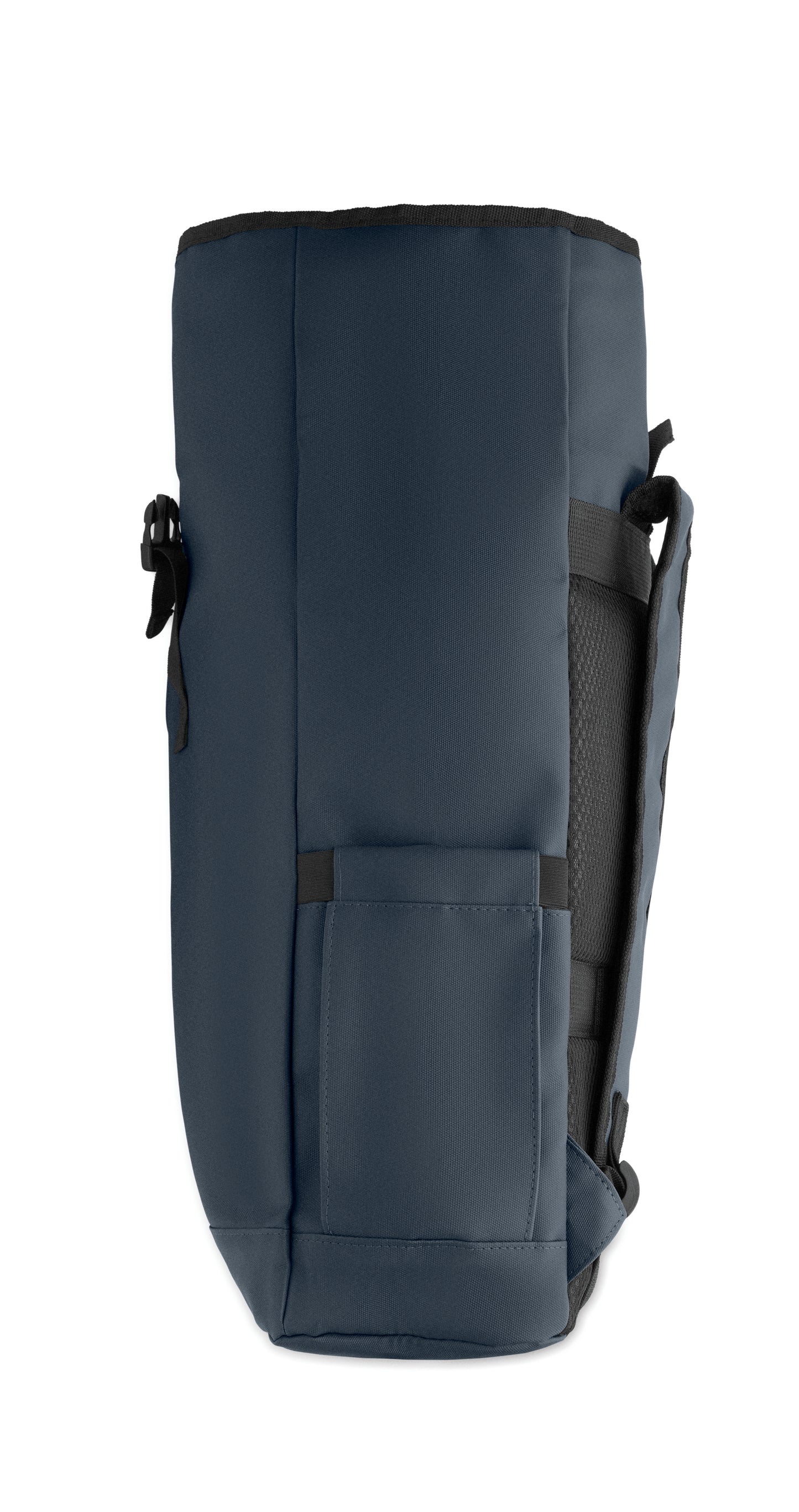 Rolltop-Rucksack aus PU-beschichtetem 600D RPET-Polyester und RPET-Polyesterfutter. 15'' Laptop-Fach. Gepolsterter Netzrücken mit