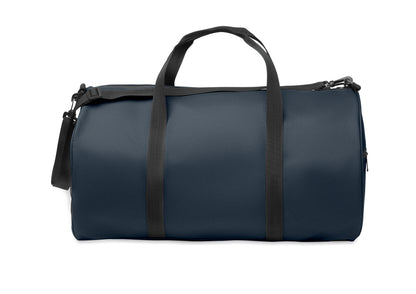 Sport- oder Reisetasche aus 600D RPET Polyester mit PU-Beschichtung. Fronttasche mit Reißverschluss.