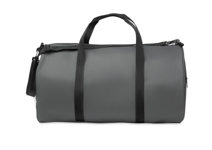 Sport- oder Reisetasche aus 600D RPET Polyester mit PU-Beschichtung. Fronttasche mit Reißverschluss.