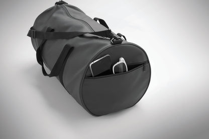 Sport- oder Reisetasche aus 600D RPET Polyester mit PU-Beschichtung. Fronttasche mit Reißverschluss.