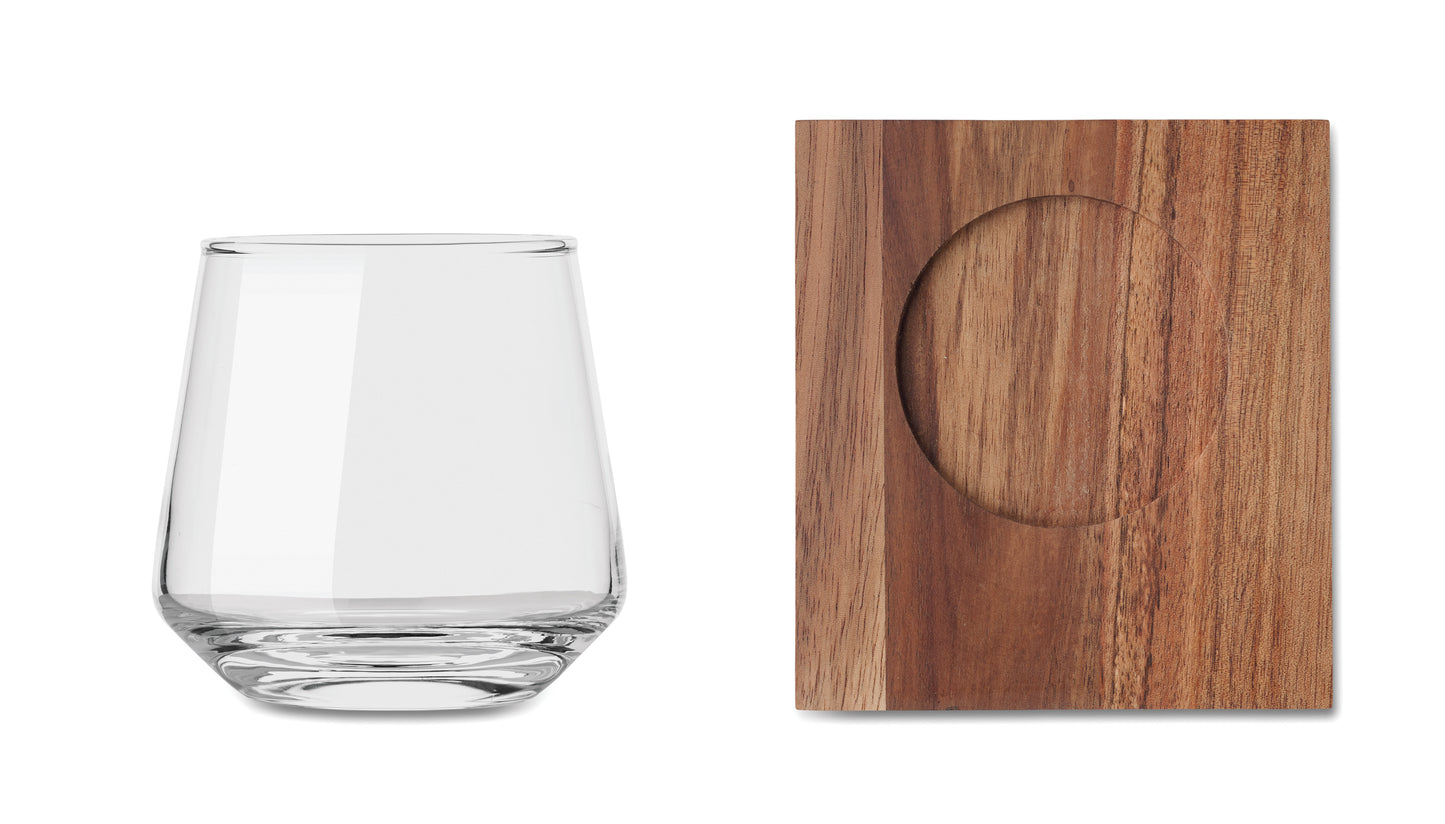 Trinkglas mit Untersetzer aus Akazienholz. Ideal für Whisky oder andere Spirituosen. Füllmenge: