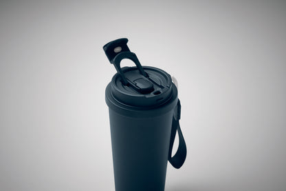 Doppelwandiger Becher aus recyceltem Edelstahl (90% recycelter Edelstahl und 10% Edelstahl). 2