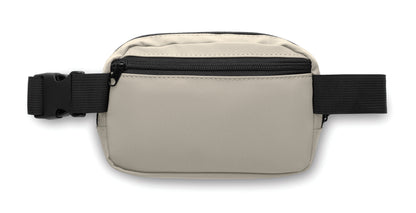 Gürteltasche (Crossbody-Tasche) aus soften PU mit 210D RPET Polyester-Futter. Haupttasche mit Reißverschluss