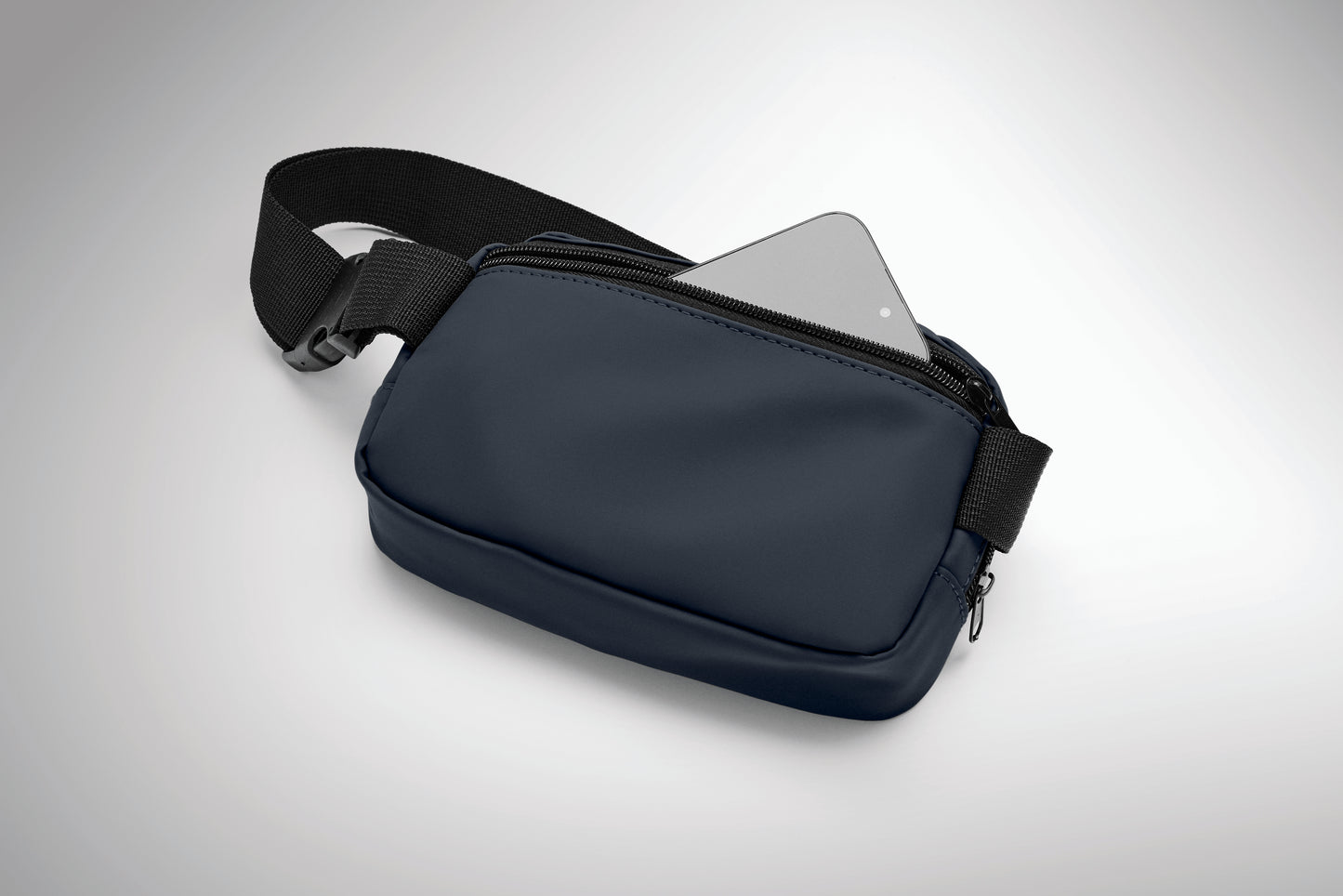 Gürteltasche (Crossbody-Tasche) aus soften PU mit 210D RPET Polyester-Futter. Haupttasche mit Reißverschluss