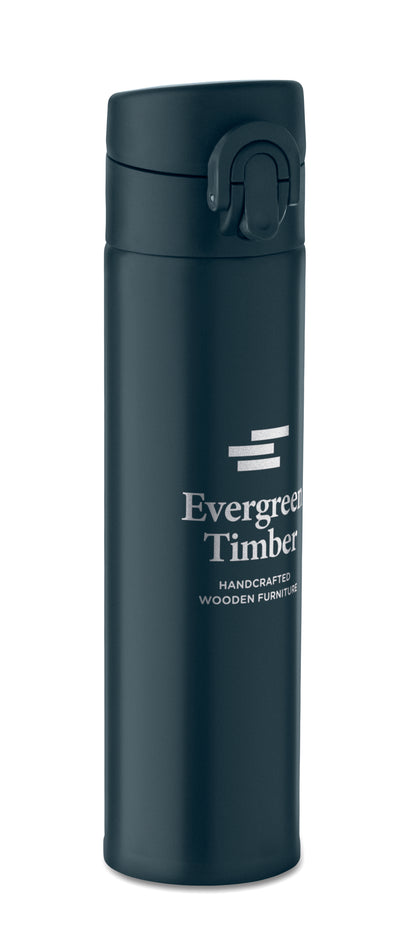 Doppelwandige Trinkflasche aus recyceltem Edelstahl (90% recycelter Edelstahl und 10% Edelstahl) mit