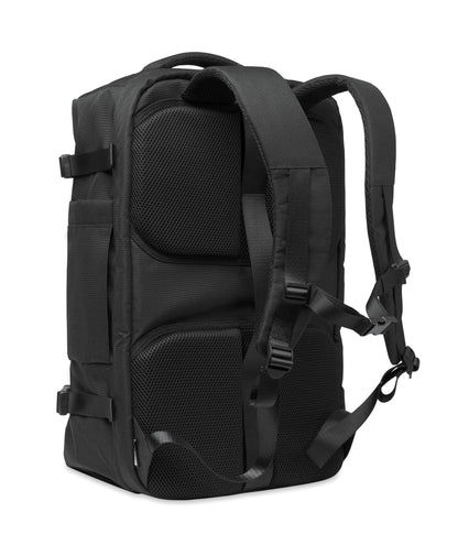Großer 17'' Laptop-Reiserucksack aus 600D RPET-Polyester. Diverse Fächer mit Hauptfach für Kleidung
