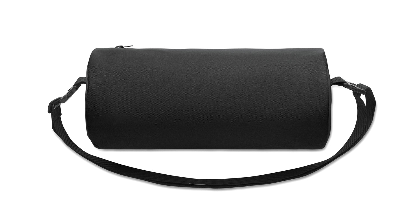 Sports Dry Sporttasche aus 300D RPET mit PVC-Beschichtung. Abnehmbare und verstellbare Schultergurte.