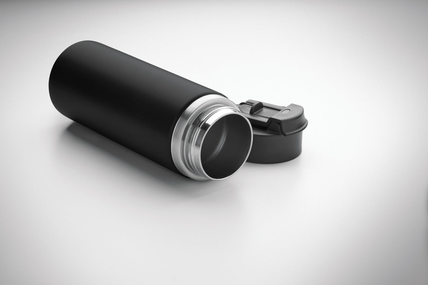 Doppelwandige Isolierflasche aus recyceltem Edelstahl (90 % recycelter Edelstahl und 10 %
