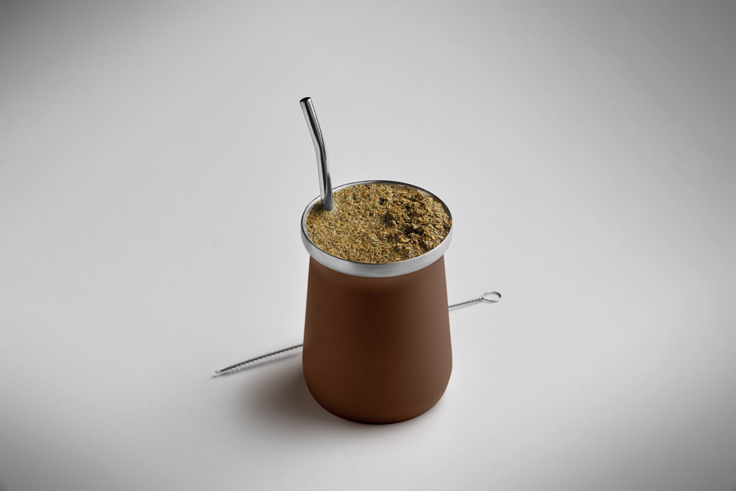 Doppelwandiger Yerba-Mate-Becher aus recyceltem Edelstahl (90% recycelter Edelstahl und 10% Edelstahl). Inkl.