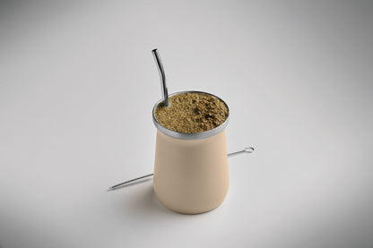 Doppelwandiger Yerba-Mate-Becher aus recyceltem Edelstahl (90% recycelter Edelstahl und 10% Edelstahl). Inkl.