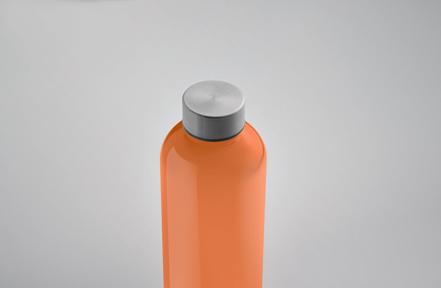 Trinkflasche aus RPET. Auslaufsicher. Füllmenge: 1000 ml.