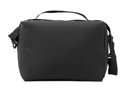 Kühltasche aus PU mit RPET Polyester-Futter 100g/m². Eine Fronttasche Griff und Schultergurt.