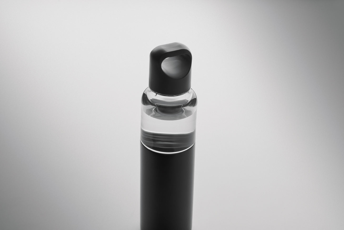 2in1 Flasche aus Tritan mit doppelwandigem Trinkbecher aus recyceltem Edelstahl (90 %