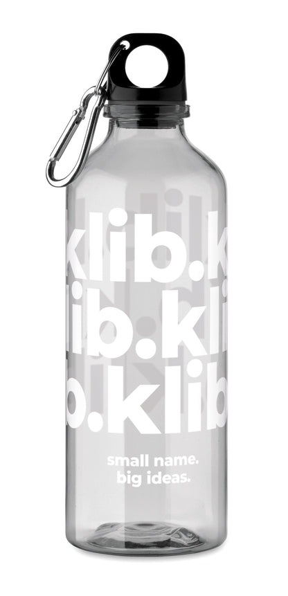 Trinkflasche aus RPET mit Karabiner. Füllmenge: 500 ml. Der Karabiner ist NICHT