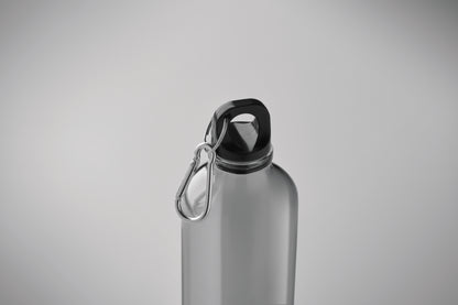 Trinkflasche aus RPET mit Karabiner. Füllmenge: 500 ml. Der Karabiner ist NICHT