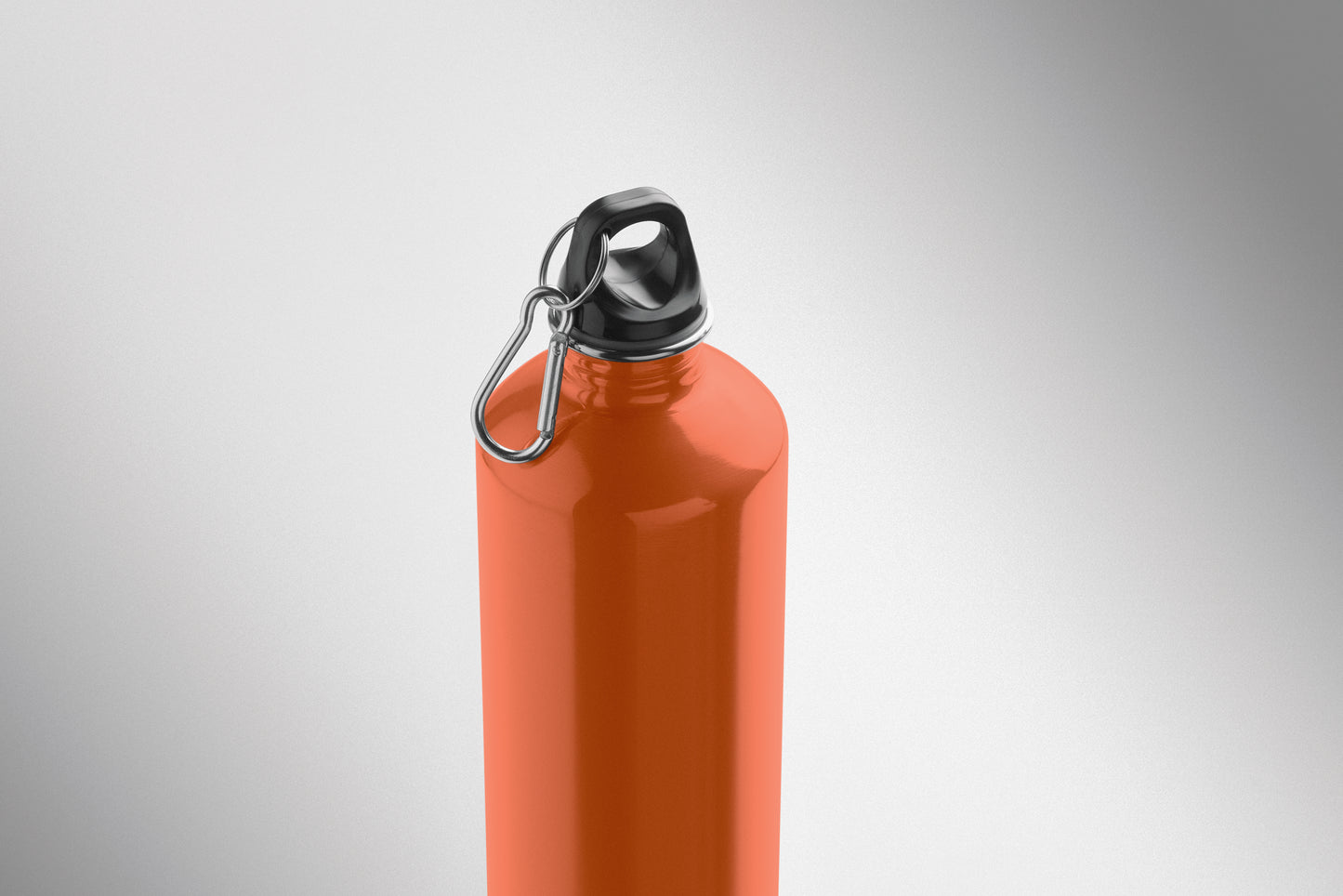 Einwandige Flasche (90% recycelter Edelstahl und 10% Edelstahl) mit PP-Deckel und Karabiner.