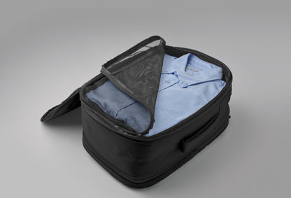 Erweiterbarer Rucksack in Kabinengröße aus 600D RPET-Polyester. 180°-Öffnung. Hauptfach mit zwei Fächern