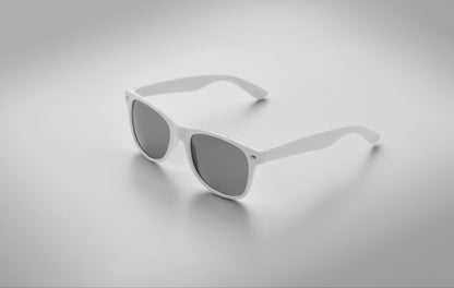 Sonnenbrille aus SEAQUAL® PP mit Gläsern aus PC- und AC. UV400-Schutz. Die