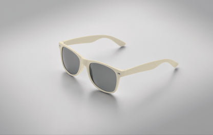 Sonnenbrille aus SEAQUAL® PP mit Gläsern aus PC- und AC. UV400-Schutz. Die