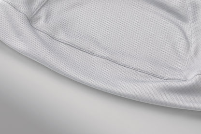 Kühlende Beanie für den Sport. Leichtes und atmungsaktives Design. 100% Polyester.