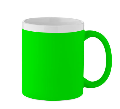 Kaffeebecher aus Keramik mit matter Oberfläche. Weiße Innenseite/Rand. Füllmenge: 300 ml. Verpackt