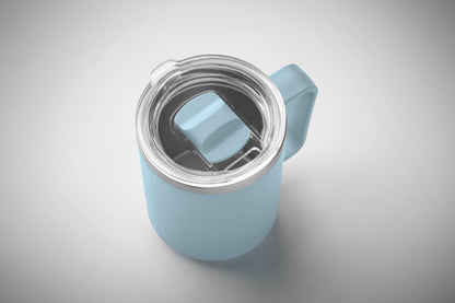 Doppelwandiger Becher. Innenseite aus 90 % recyceltem Edelstahl und 10 % Edelstahl