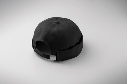 Docker Cap aus 100% schwerer gebürsteter Baumwolle 260g/m² Mesh und Metallschnalle.