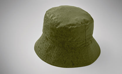 Wasserabweisender Fisherman-Hat inkl. Beutel aus gleichem Material und ABS-Karabiner. Polyester 64 g/m².