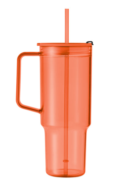 Trinkbecher aus RPET. Verschluss mit integriertem PP-Trinkhalm. Füllmenge: 1200 ml.