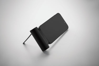 Powerbank 5000 mAh im Gehäuse aus ABS. Mit Smartphone-Halter. Typ-C-Eingang/Ausgang und 20W