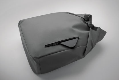 15'' Rolltop-Laptop-Rucksack aus 600D RPET-Polyester mit gepolstertem 210D RPET-Futter. Fronttasche mit Reißverschluss