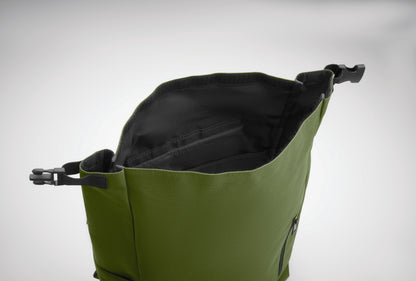 15'' Rolltop-Laptop-Rucksack aus 600D RPET-Polyester mit gepolstertem 210D RPET-Futter. Fronttasche mit Reißverschluss