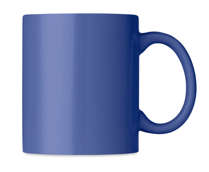 Farbiger Kaffeebecher aus Keramik. Füllmenge: 300ml. Nur Keramik- Transferdruck ist spülmaschinengeeignet. Verpackt