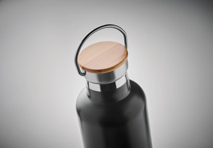 Doppelwandige Isolierflasche aus Edelstahl mit Bambusdeckel und Henkel. Füllmenge: 1000 ml. Bambus