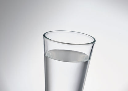 Wiederverwendbares Trinkglas. Füllmenge: 300 ml.