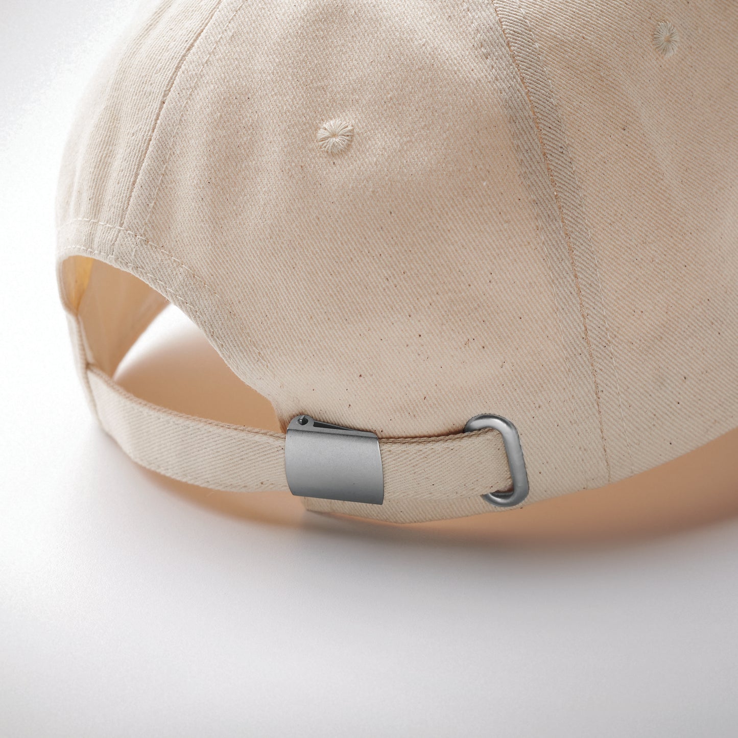 5-Panel-Baseball Cap aus 250 g/m² gebürstetem Organic Cotton mit verstellbarem Metallverschluss mit