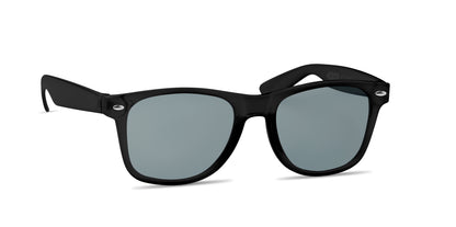 Klassische Sonnenbrille. Rahmen aus RPET. UV400-Schutz.