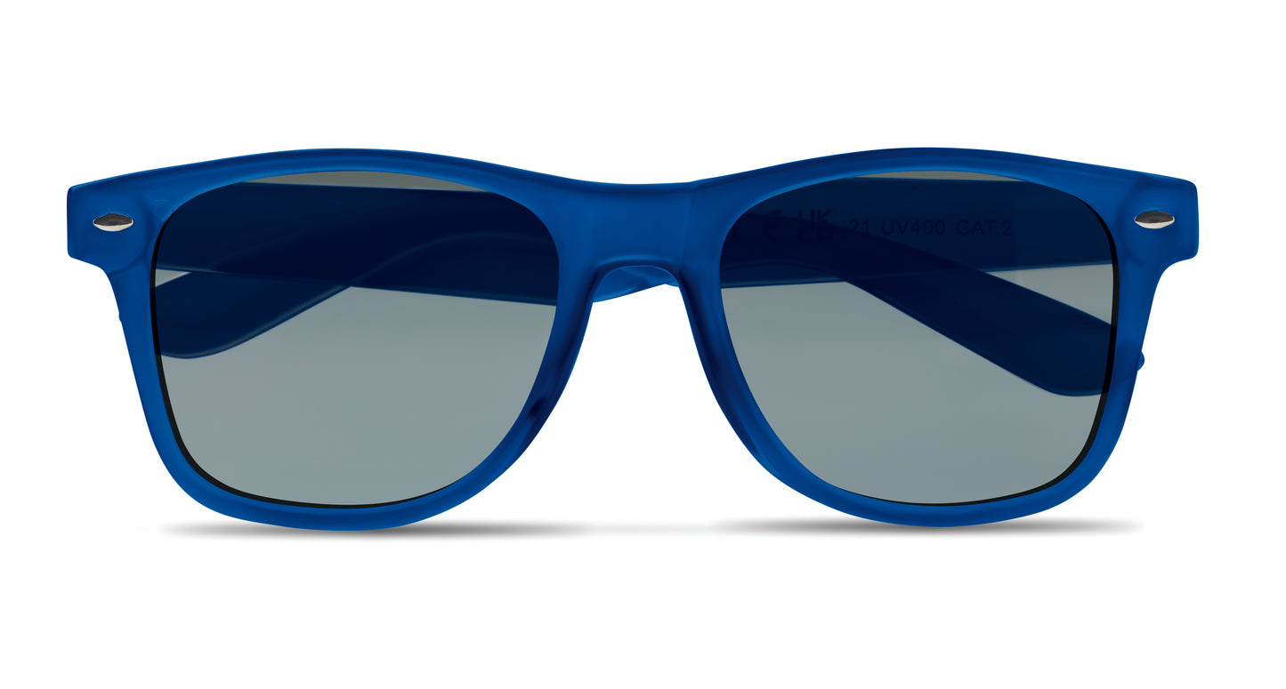 Klassische Sonnenbrille. Rahmen aus RPET. UV400-Schutz.