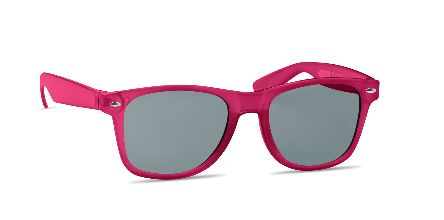 Klassische Sonnenbrille. Rahmen aus RPET. UV400-Schutz.