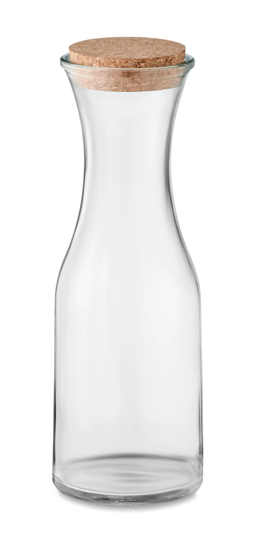 Karaffe aus recyceltem Glas mit Verschluss aus Kork. Füllmenge: 1L. Kork ist