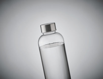 Trinkflasche aus BPA freiem Tritan™. Füllmenge: 1000 ml. Nicht geeignet für kohlensäurehaltige